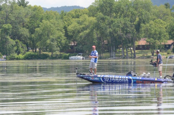 7EC69FF1-6E05-4440-BB98-13BC306BF251