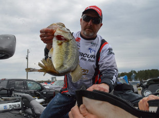 80B5F5A1-92E2-42D5-A2BB-89DD0C07F5F9