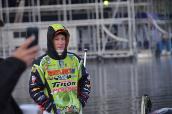 821D0313-F4E3-4B72-B82C-9D436904783D