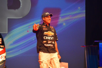 8499A950-9F9A-40A6-BD2A-81AAB74A693E