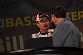 84B647A7-B145-4082-A13B-40DB4954FB52