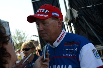 85B3C676-A31D-437C-A5C6-89B766F3F0B8