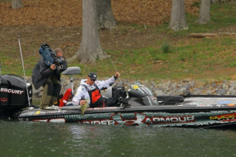 87E8F330-FC8B-4BE0-863D-688005B1295A