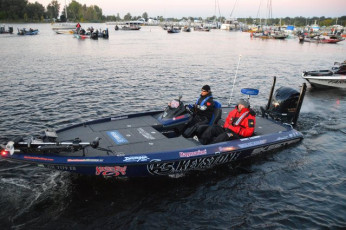 886E89FF-701F-49BE-A620-9B0A551EF953