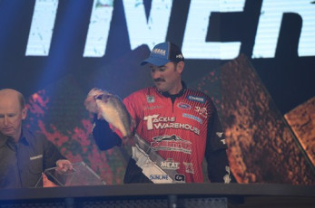 891B7567-C520-4141-B8F8-523B9574D92B