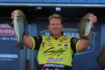 891BF099-F901-496D-994E-A73E9D873044