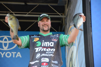 892F560D-45A6-415A-86F8-EBF77443DD6D