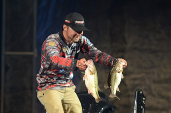 8A3DB9A0-3630-4AA5-ABB7-65B589101D88