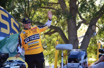 8A6A2500-CD2F-4B05-934A-D9AC64894298