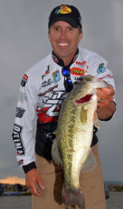 8A7273E8-922A-4A7E-86A3-954ACC2C8DF0