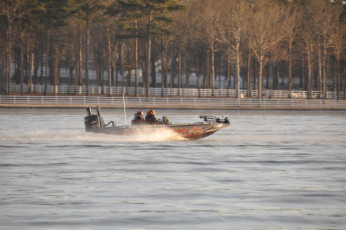 8AD8DE8E-906A-4D87-B655-5ECD8322191A