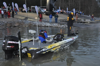 8B02E653-3037-4AED-8726-DB56882E1655