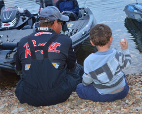 8B48AB2A-7A01-405F-B8D2-E960919CB8AD