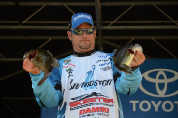 8B4BFA8C-54C3-422F-AA1F-9B42AA7AF791