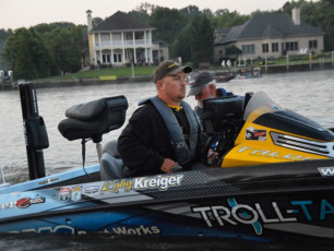 8B9A297A-CB25-42B7-A69B-0D06A7D1DC93