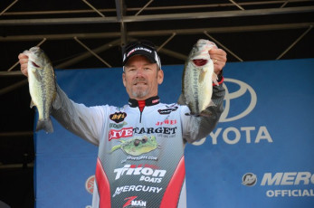 8C5D81FA-6908-46A4-9662-C6454AD2B8F5