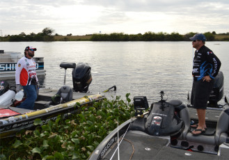 8C886DFC-3514-4C54-A956-75EE3B7F0B93