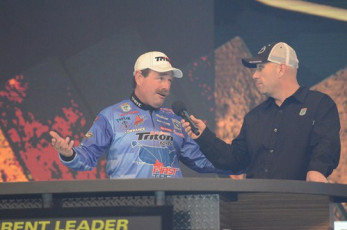 8D086D53-BA88-4F9C-8A45-A740742D8F4D