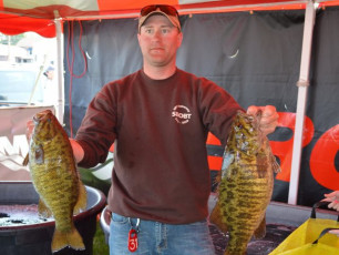 8D10F506-234E-4818-BA3E-C7373A1571B5