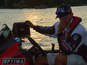 8DD7F84F-63FD-4F55-9070-0428118CCDC8