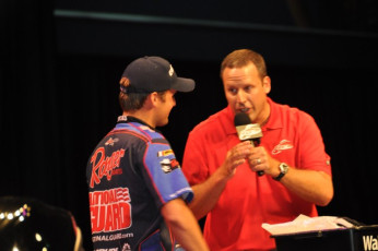 8DD852E9-13B1-4DC0-895B-D74CB5F682BF