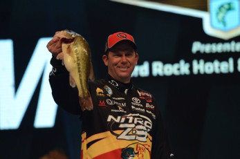 8DE53720-4A85-47BD-A67E-25A764B03036