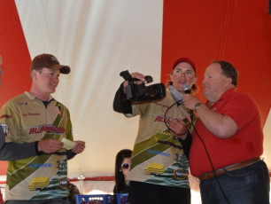 8E0323C7-BC07-49C3-A845-C3C4FE5DD192