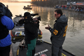 8EBC9DF5-9929-4FCB-B755-894A559AD2E7