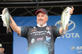 8EC13B9A-92B6-4078-927F-C90447C3A91D