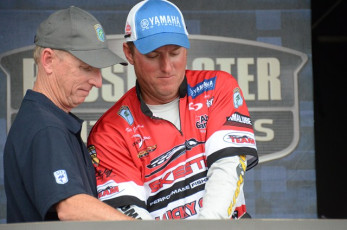 8EE813C8-BF7F-49FD-A1E1-5980F92EC5B8