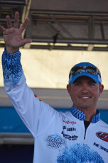 8F001AF4-AFAA-4008-AC31-F4949BBEAC91