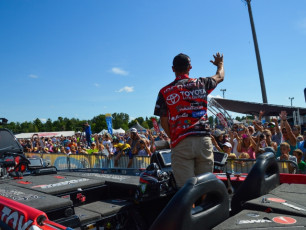 8F1235DD-F950-483D-A69C-C36AF0D4548F