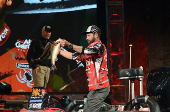 8F7FD495-1812-4FCD-AC33-888301DB94BF