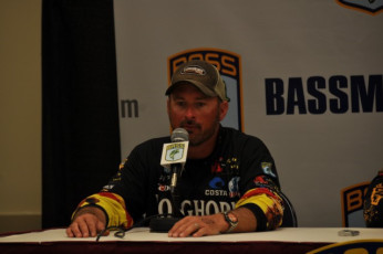 905E2613-B3BF-48DD-BD74-4E0199C9256D