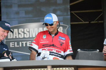 91987D90-7F2E-4931-A89C-A241CFEBD51E