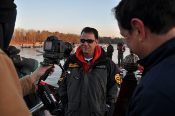 92A26CDC-A8FA-4C7B-8574-351126041D2A