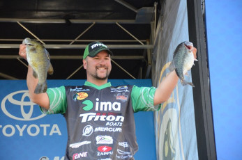 92B1B5B3-1D32-4272-96EB-B93CA090F112