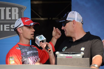 92CE2BC6-7E3F-4756-A287-CFFBE8CAD7C1