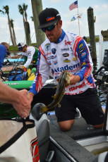 93C60114-535C-485C-98CE-426FB311BFAD