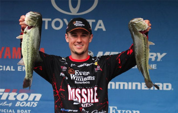 948EFD40-4A17-4438-8A9C-ABB0B3282ED5