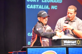 94CD91DA-D9B2-4EE8-93E8-9B10E355C417