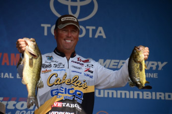 94CFBCFC-FA91-4FB0-8E4B-EA67BA7C7F55