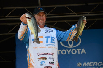 96E86403-6FA1-4C9A-8650-F560A079A60C