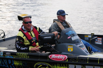 974485FF-B8B0-4BC0-A1D4-720AC5FCD37E