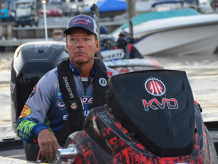 97D8A214-9C27-4BAA-93A2-128D19C07860