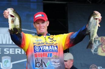 98874248-6073-4581-9681-E232FA5D8C4D