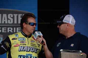 99389289-758D-440D-88AF-7BA17C75BAF7