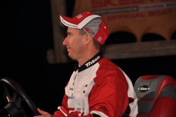 99CC13B6-4E8D-4AEF-A6F2-A02F9F7B56C2