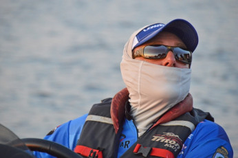 9A657448-2F72-4C27-A478-B53BF18CE515