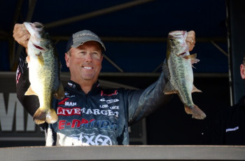 9B211109-3E62-4B41-9875-F7A485D9132D